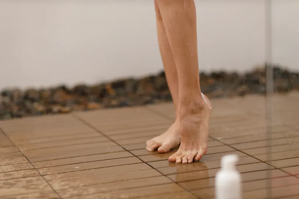 Spray chłodzący na zmęczone nogi 